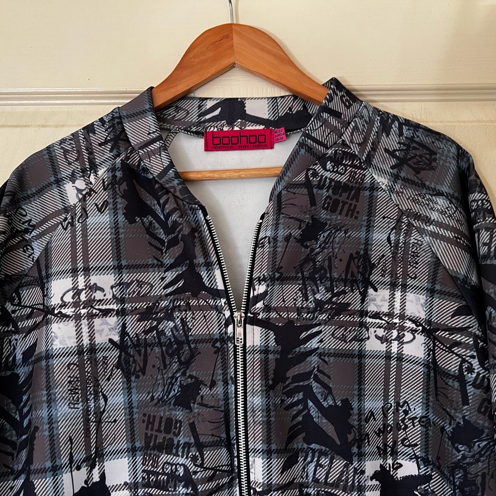 Boohoo Jacket - Picture 2 of 10